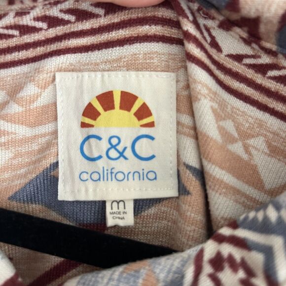 C&C California Women’s Aztec Print Button Down Shirt Size Medium - Picture 2 of 8